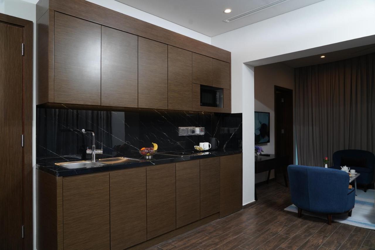 C - Hotel And Suites Doha Eksteriør billede
