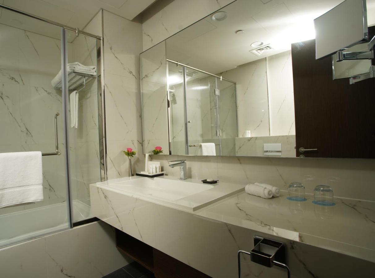 C - Hotel And Suites Doha Eksteriør billede