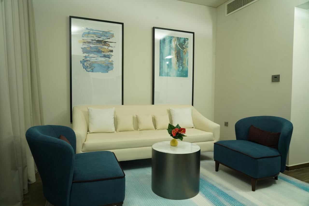 C - Hotel And Suites Doha Eksteriør billede