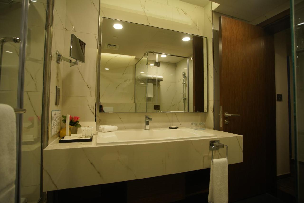 C - Hotel And Suites Doha Eksteriør billede