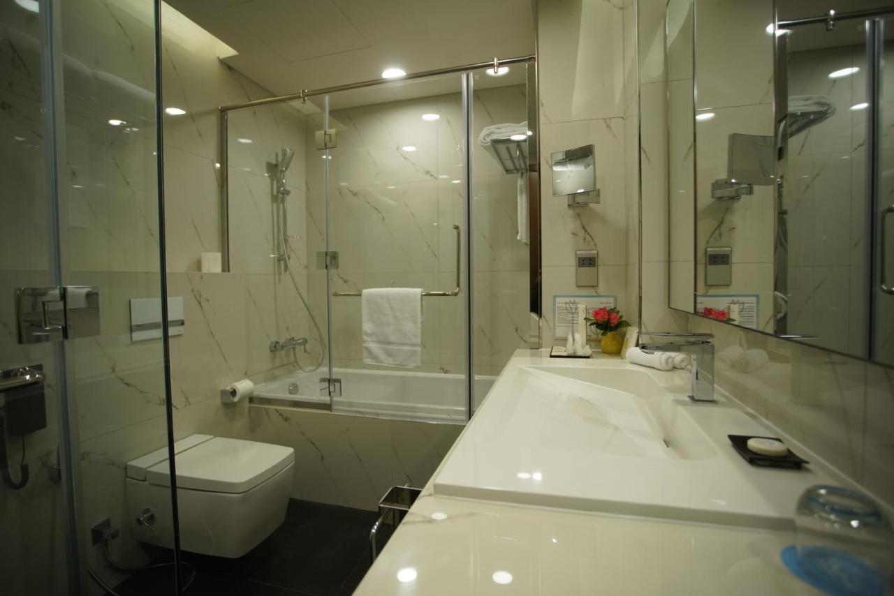 C - Hotel And Suites Doha Eksteriør billede